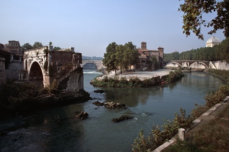 Tiber Island
Rome, Italy