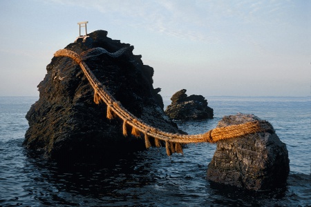 Futamiokitama Shrine
Ise, Japan