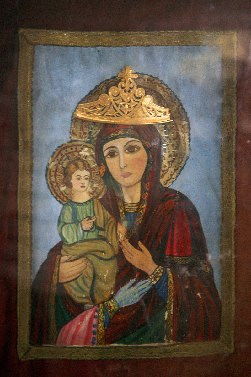 bill-hocker-madonna-and-child-church-of-st-george-madaba-jordan-2008