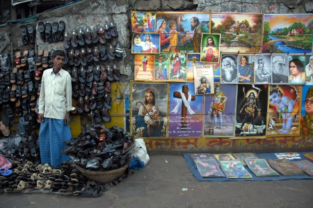 Sandal Vendor and ImagesKolkata, India 