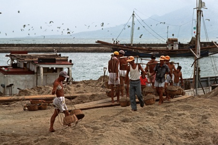 Offloading
Yeosu, Korea
