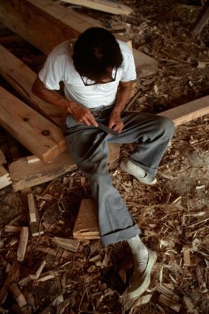 Saw Sharpener
Tongdo Monastery, Korea
