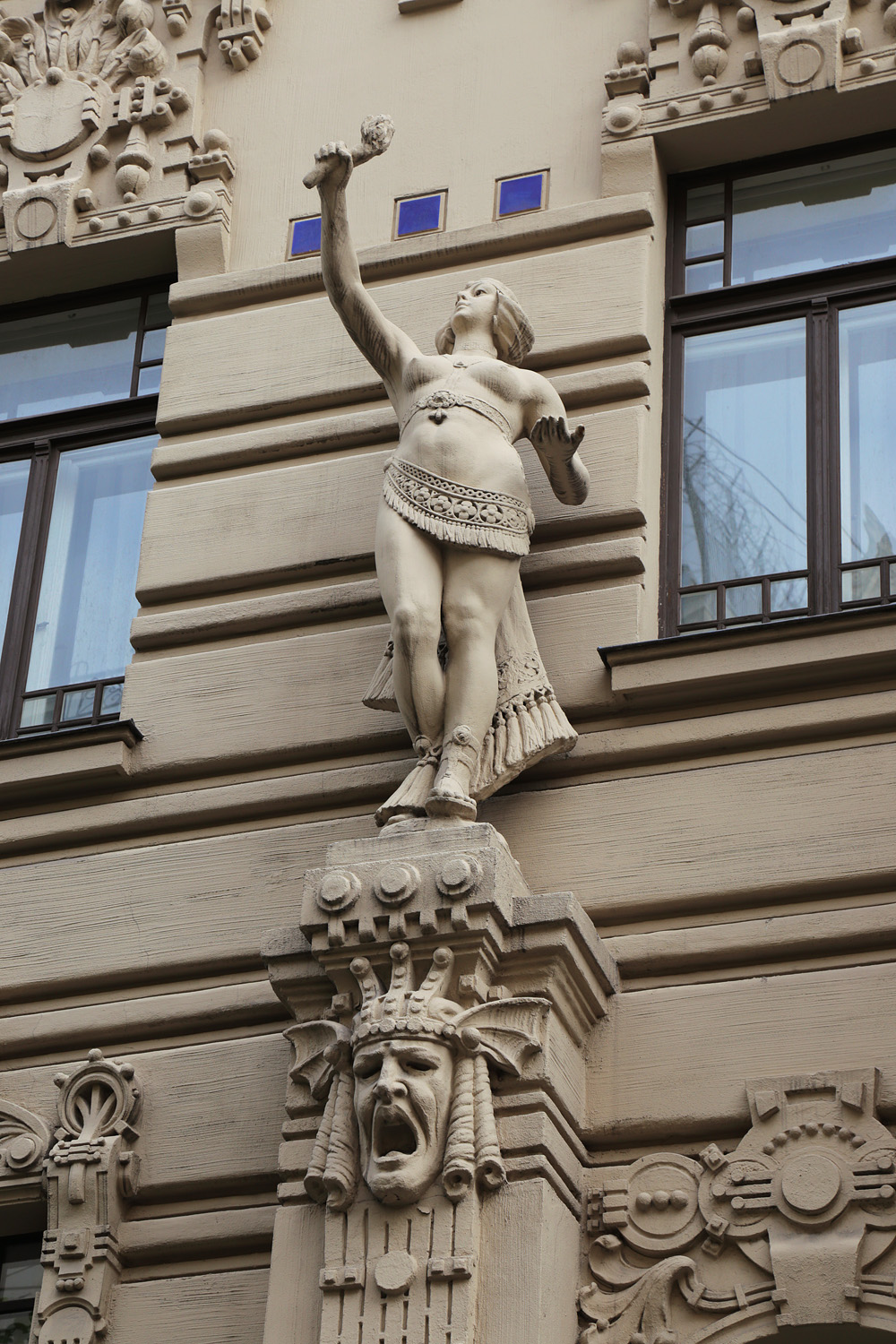 bill-hocker-albert-street-riga-latvia-2019