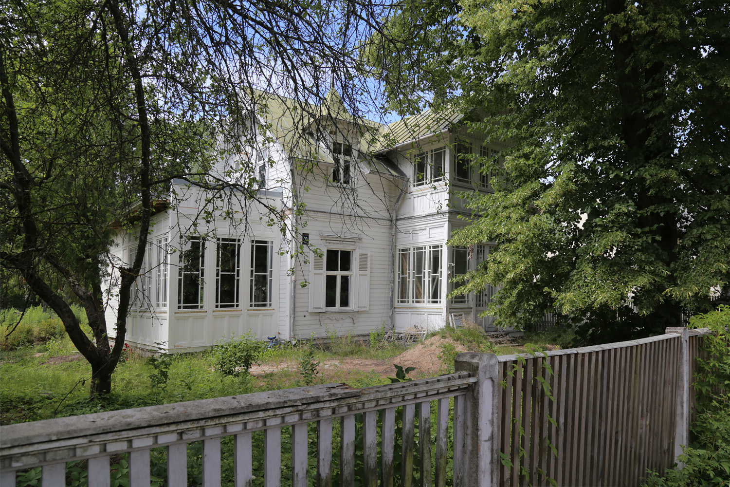 bill-hocker-cottage-jurmala-latvia-2019