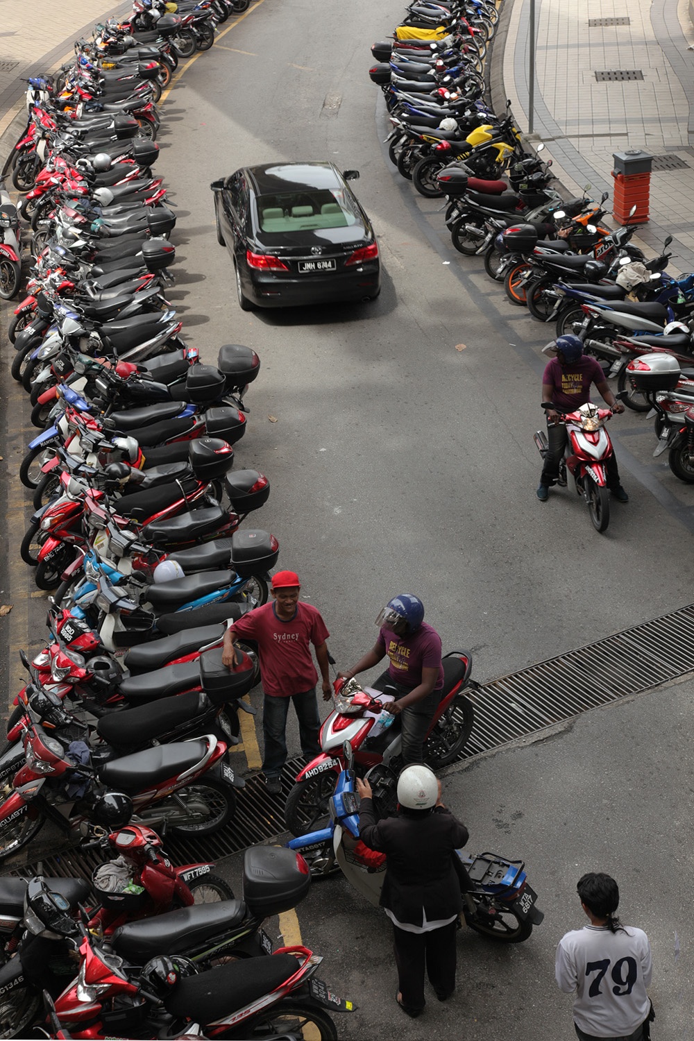 bill-hocker-mopeds-kuala-lumpur-malaysia-2014
