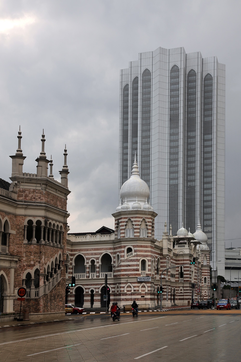 bill-hocker-textile-museum-patriot-tower-kaula-lumpur-malaysia-2014