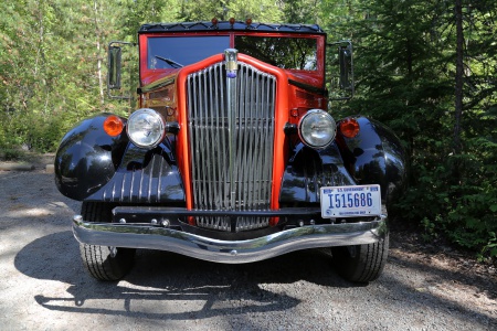 Glacier Red Bus
Glacier National Park
Montana