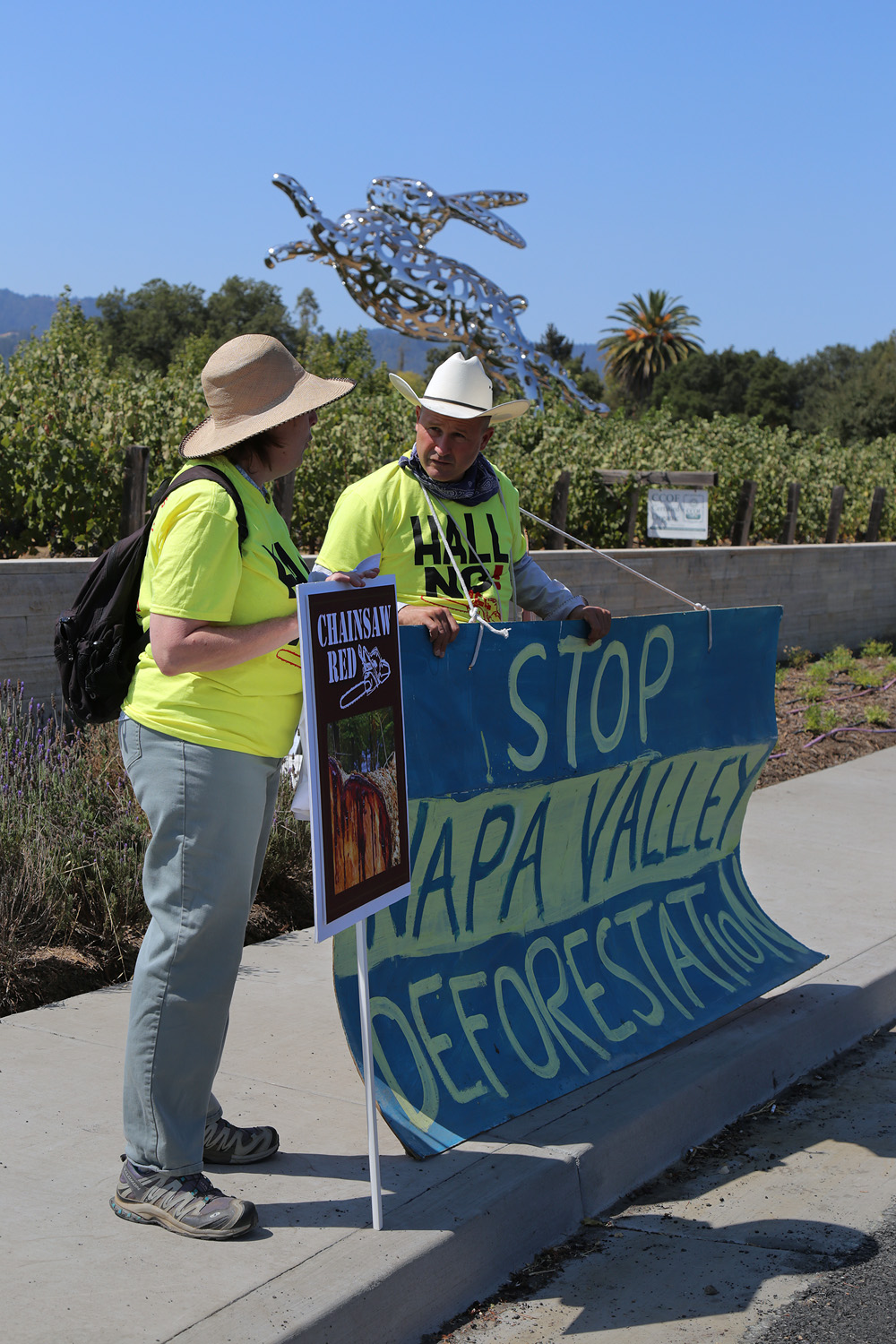 bill-hocker-geoff-and-?-hall-winery-protest-2016