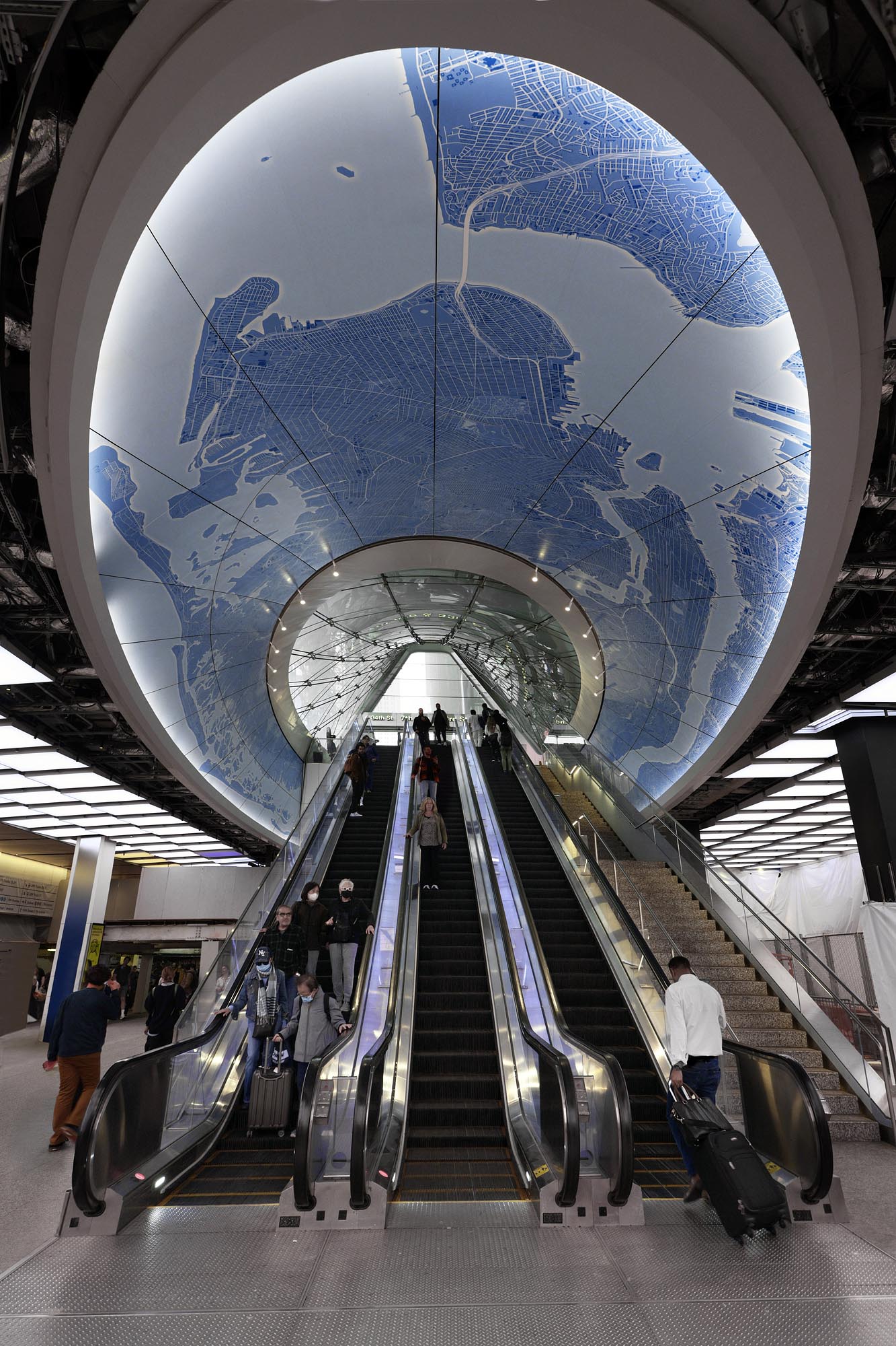 bill-hocker-penn-station-subway-escalator-new-york-new-york-2022