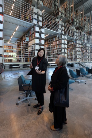 Meejin Yoon, MuiMui Ho Fine Arts Library
Cornell University
Ithaca, New York