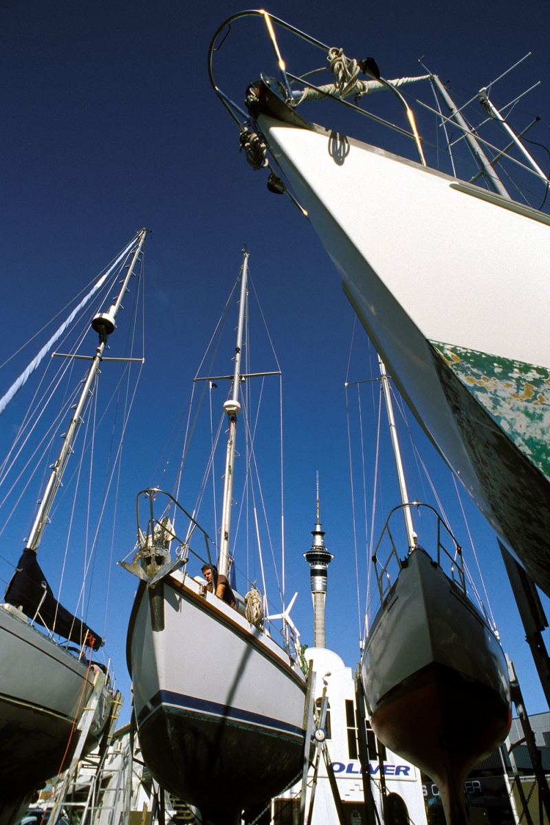 bill-hocker-boatyard-auckland-new-zealand-2006