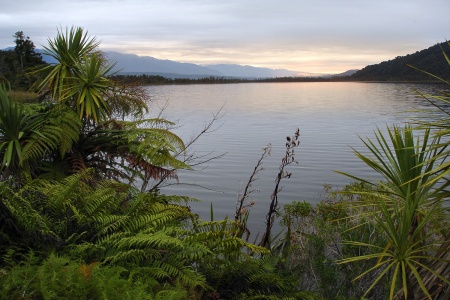 Lake ParingaNew Zealand