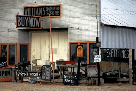 Second Hand  Store
Valencia, California
