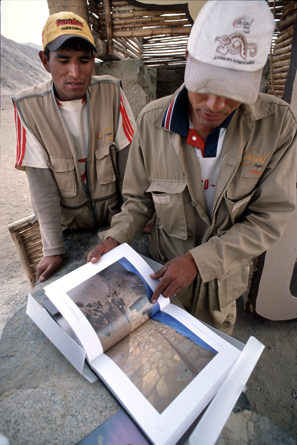 bill-hocker-guides-caral-peru-2005