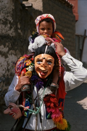 Family Affair
Paucartambo, Peru