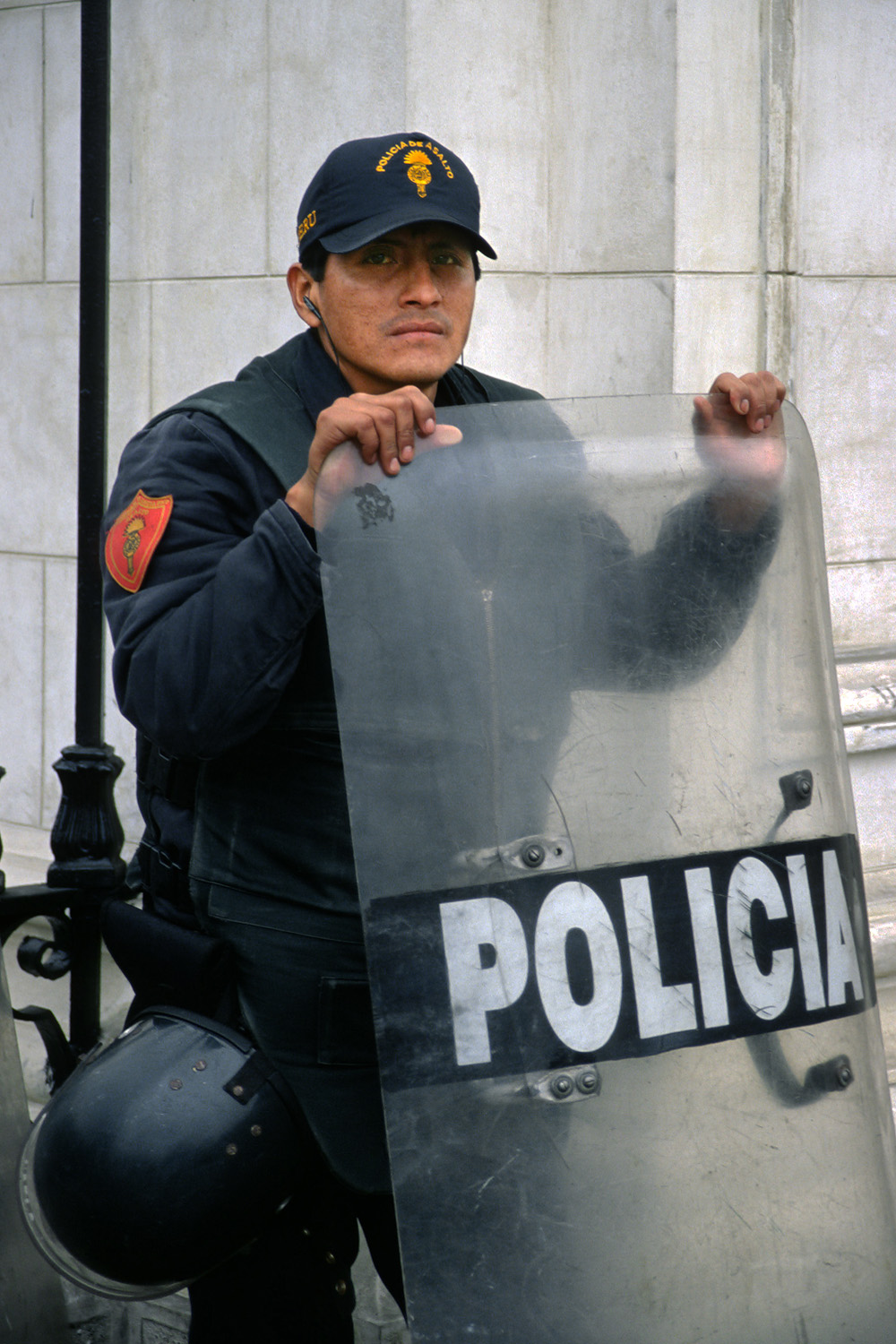 bill-hocker-palacio-del-arzobispo-lima-peru-2005