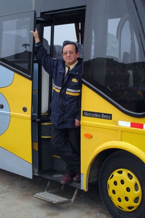 Tour Bus
Pachacamec, Peru