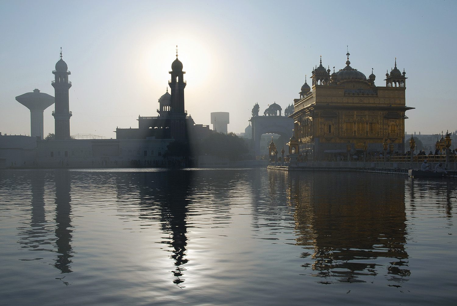 bill-hocker-harimandir-at-sunrise-amritsar-india-2006