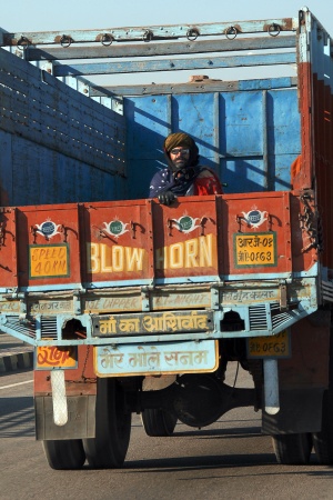 Tailgate GraphicsGrand Trunk Road, India