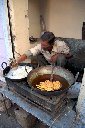 Making Jalebi (Fried Batter)Jodhpur, India