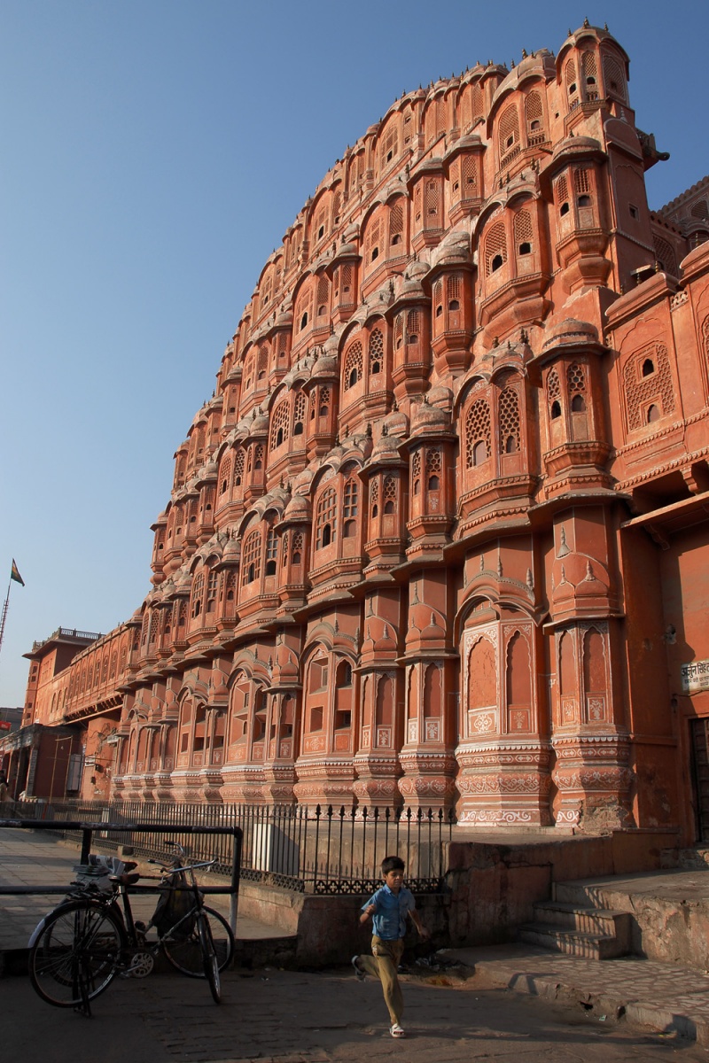 bill-hocker-hawa-mahal-jaipur-india-2006