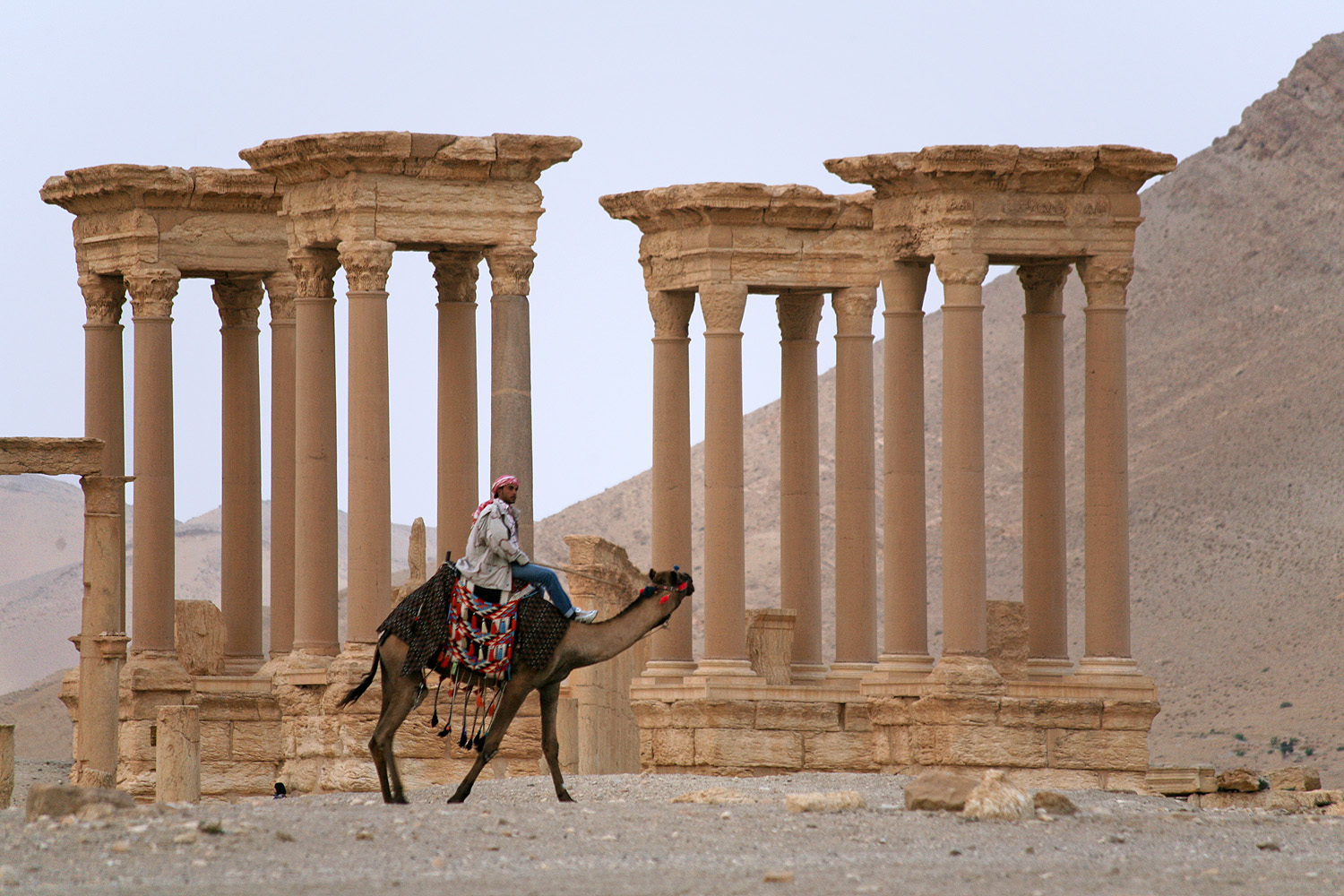 bill-hocker-tetrapylon-(destroyed-2017)-palmyra-syria-2008