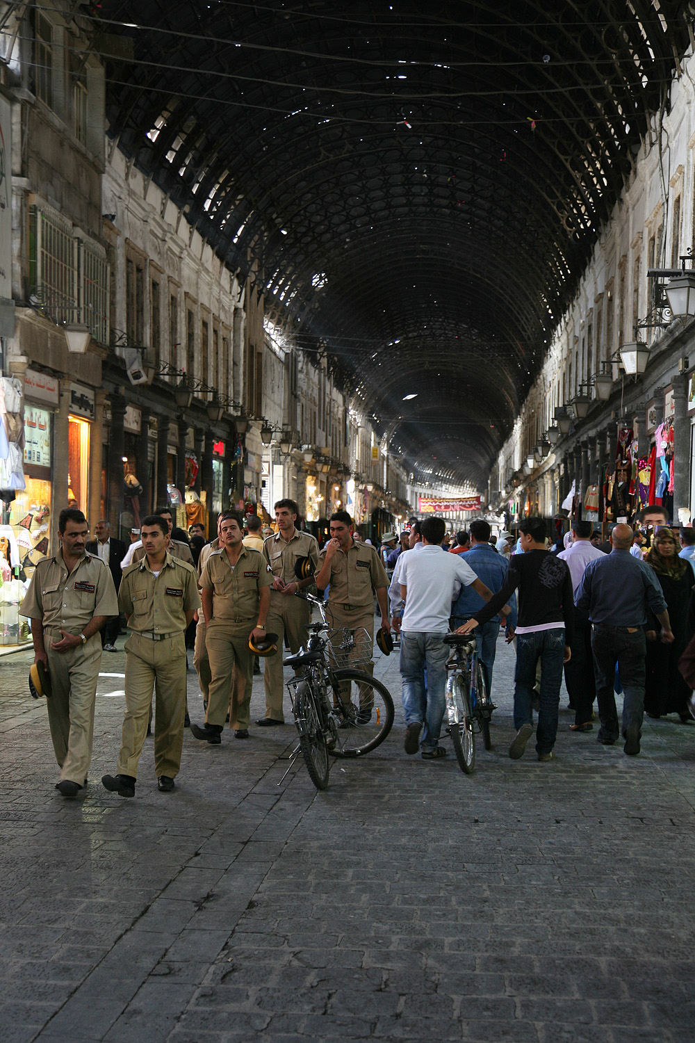 bill-hocker-al-hamidiyah-souq--damascus-syria-2008