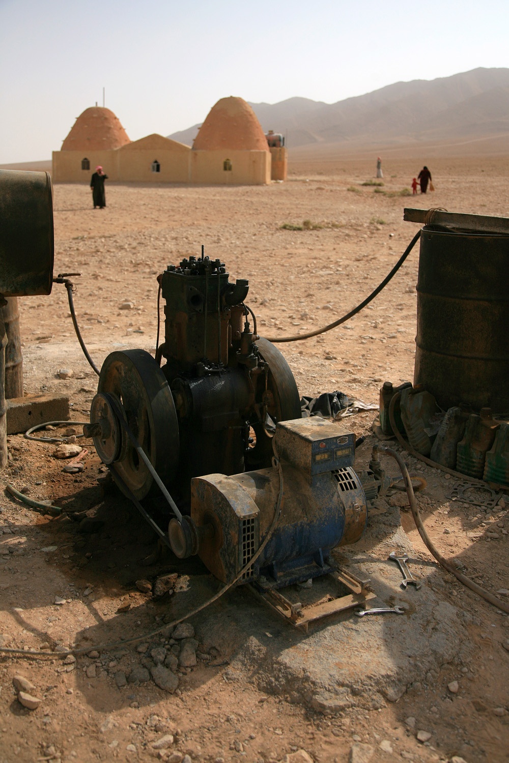 bill-hocker-new?-bagdad-cafÃ©-on-the-road-to-palmyra-syria-2008