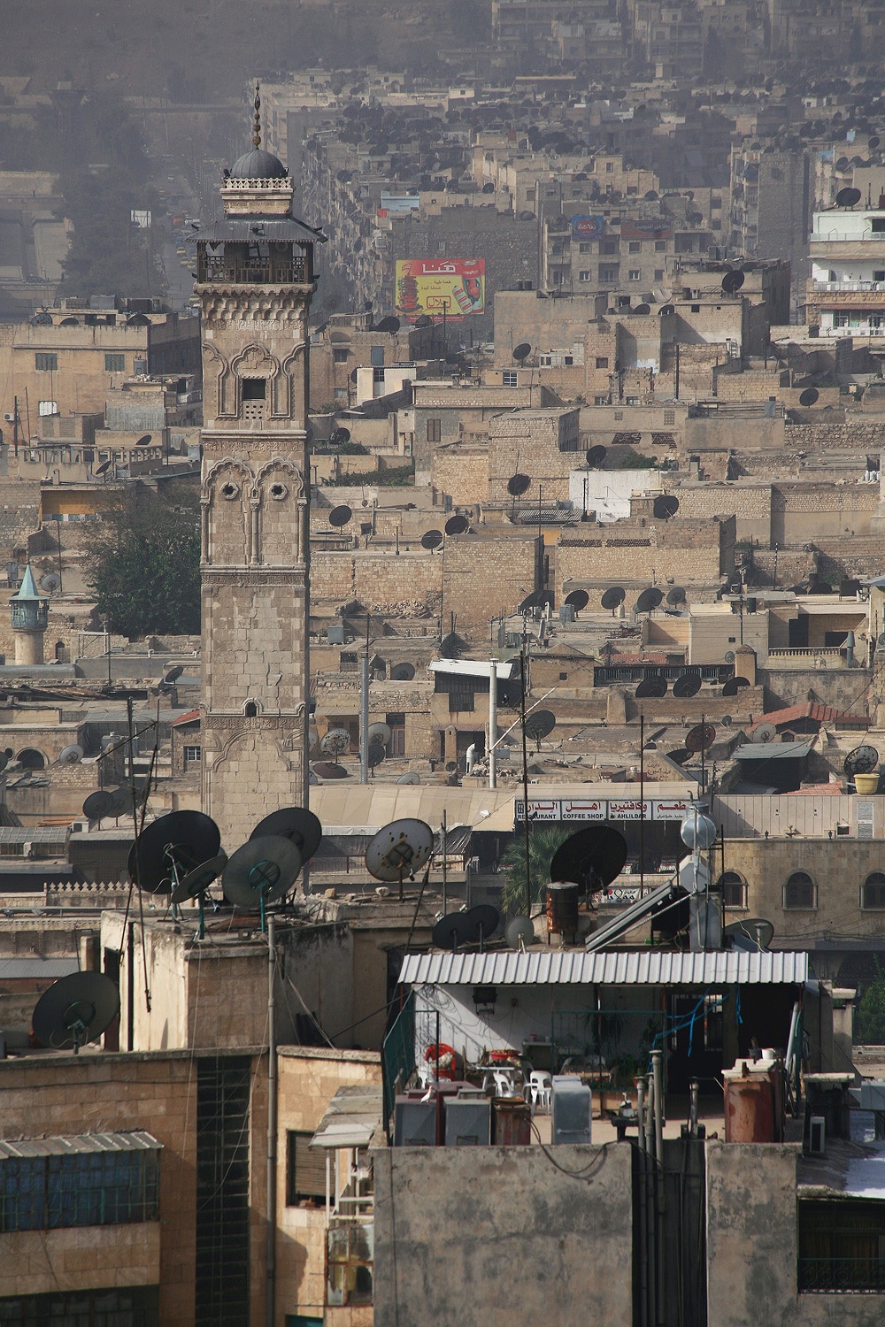 bill-hocker-umayyad-minaret-(destroyed-in-2013)-from-aleppo-castle-aleppo-syria-2008