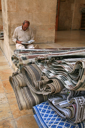 Courtyard, Umayyad MosqueAleppo, Syria