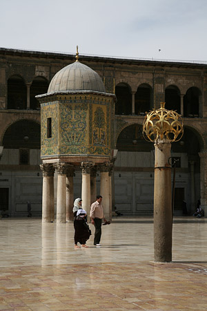 Courtyard, Umayyad MosqueDamascus, Syria