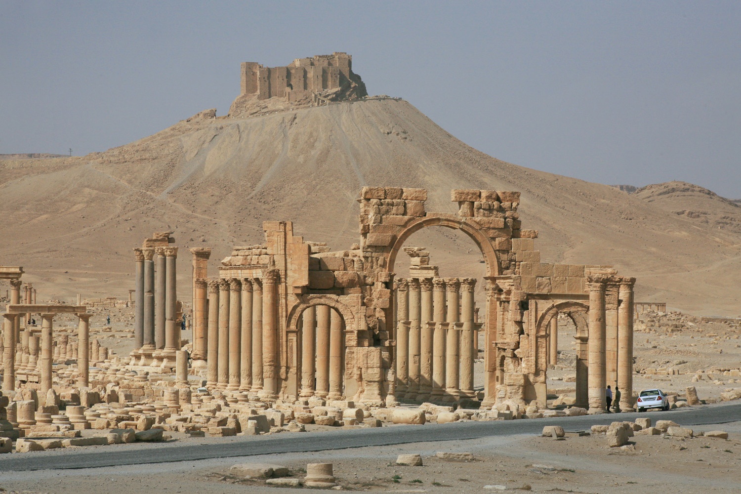 bill-hocker-arch-of-triumph-(destroyed-2015)-palmyra-syria-2008