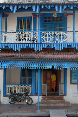 Tamil Architecture
Pondicherry, India
