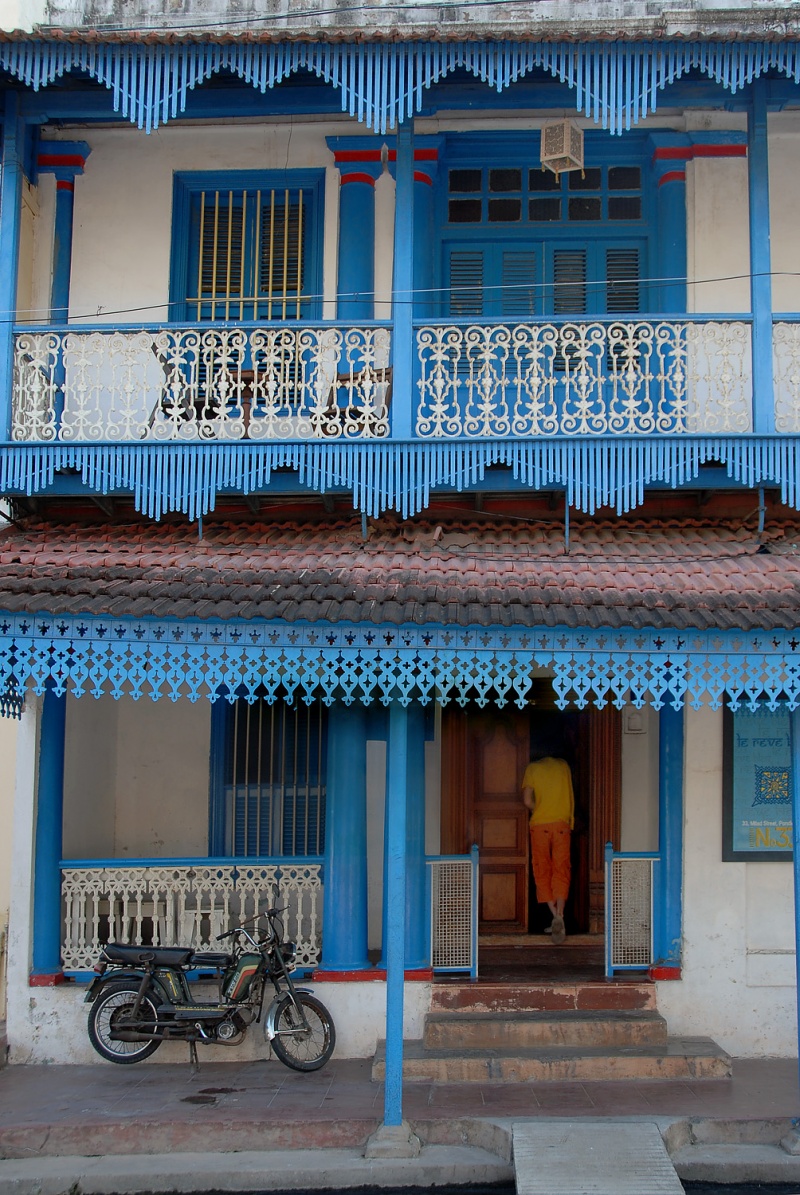 bill-hocker-tamil-architecture-pondicherry-india-2007