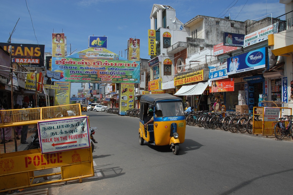 bill-hocker-city-center-pondicherry-india-2007