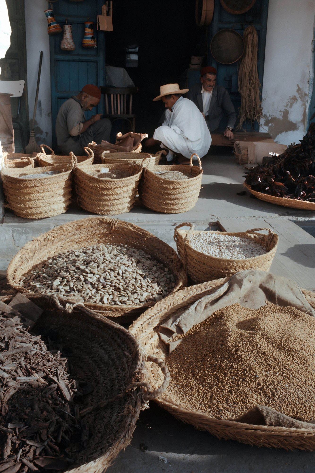 bill-hocker-dry-goods-merchant-gafsa-tunisia-1972