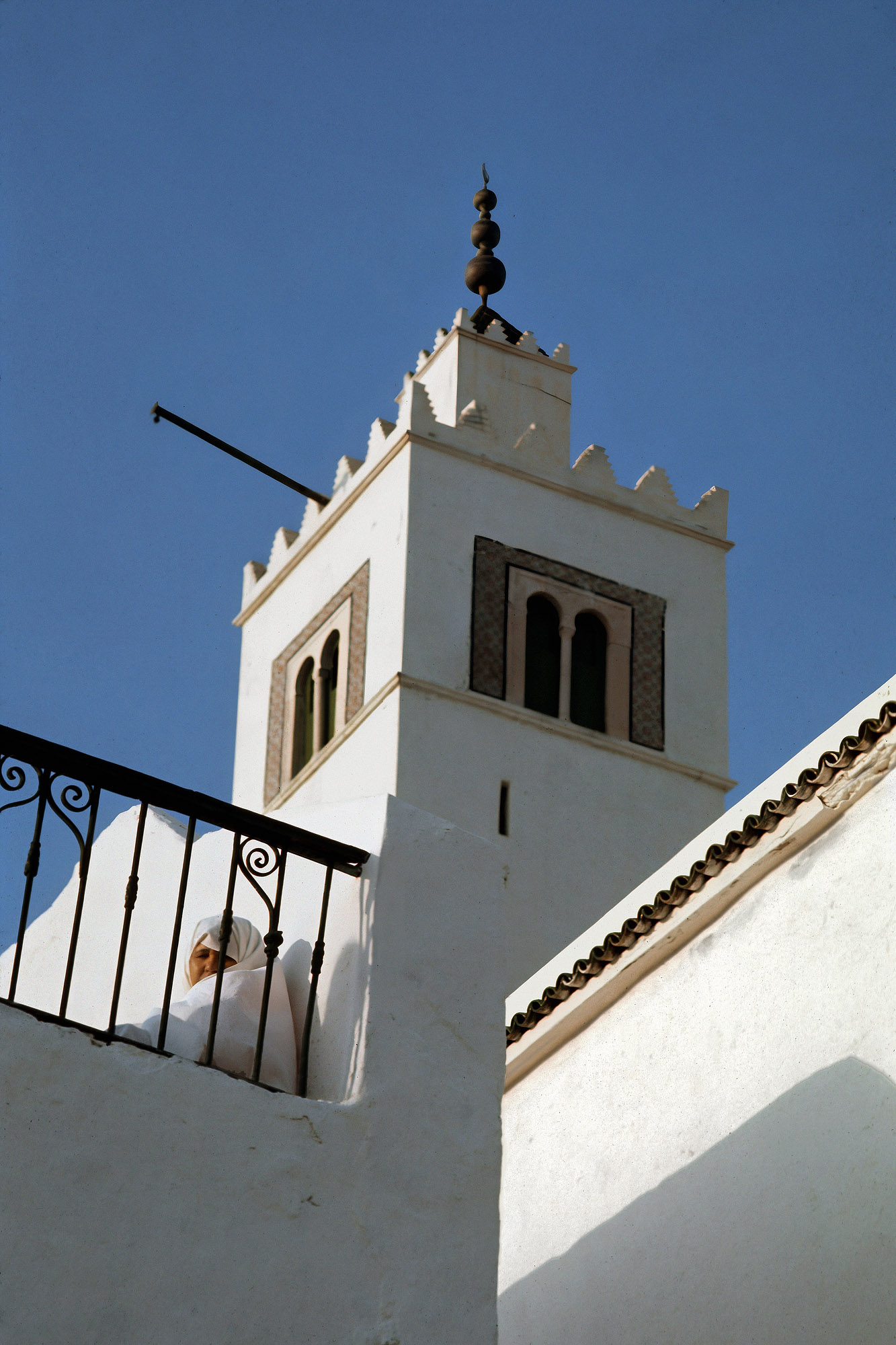 bill-hocker-minaret-sidi-bou-saïd-tunisia-1972