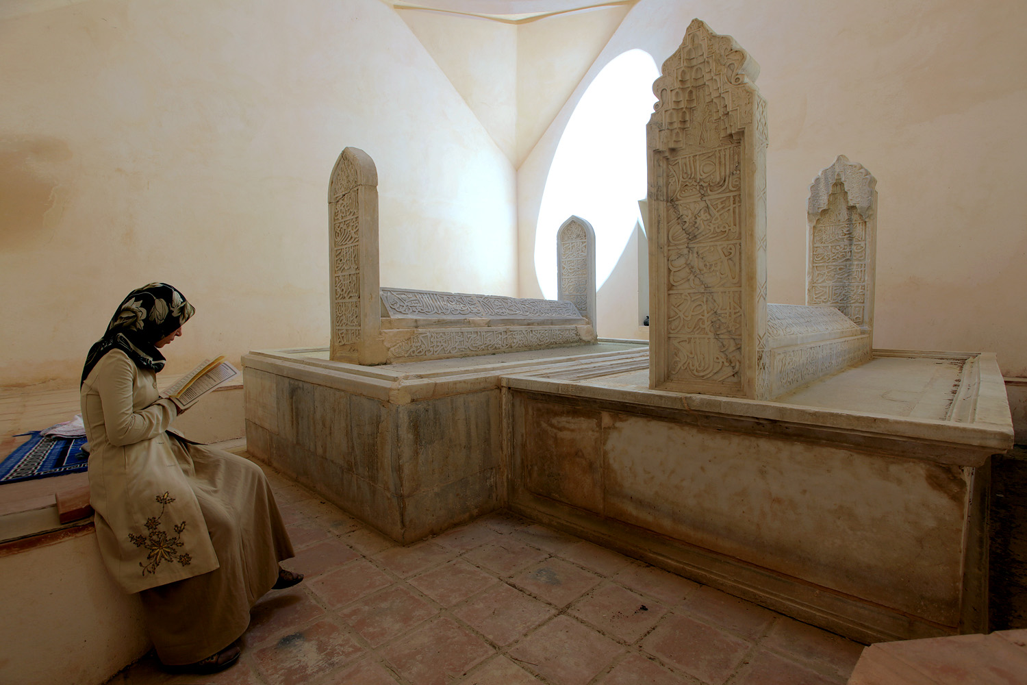bill-hocker-mausoleum-iznik-turkey-2010
