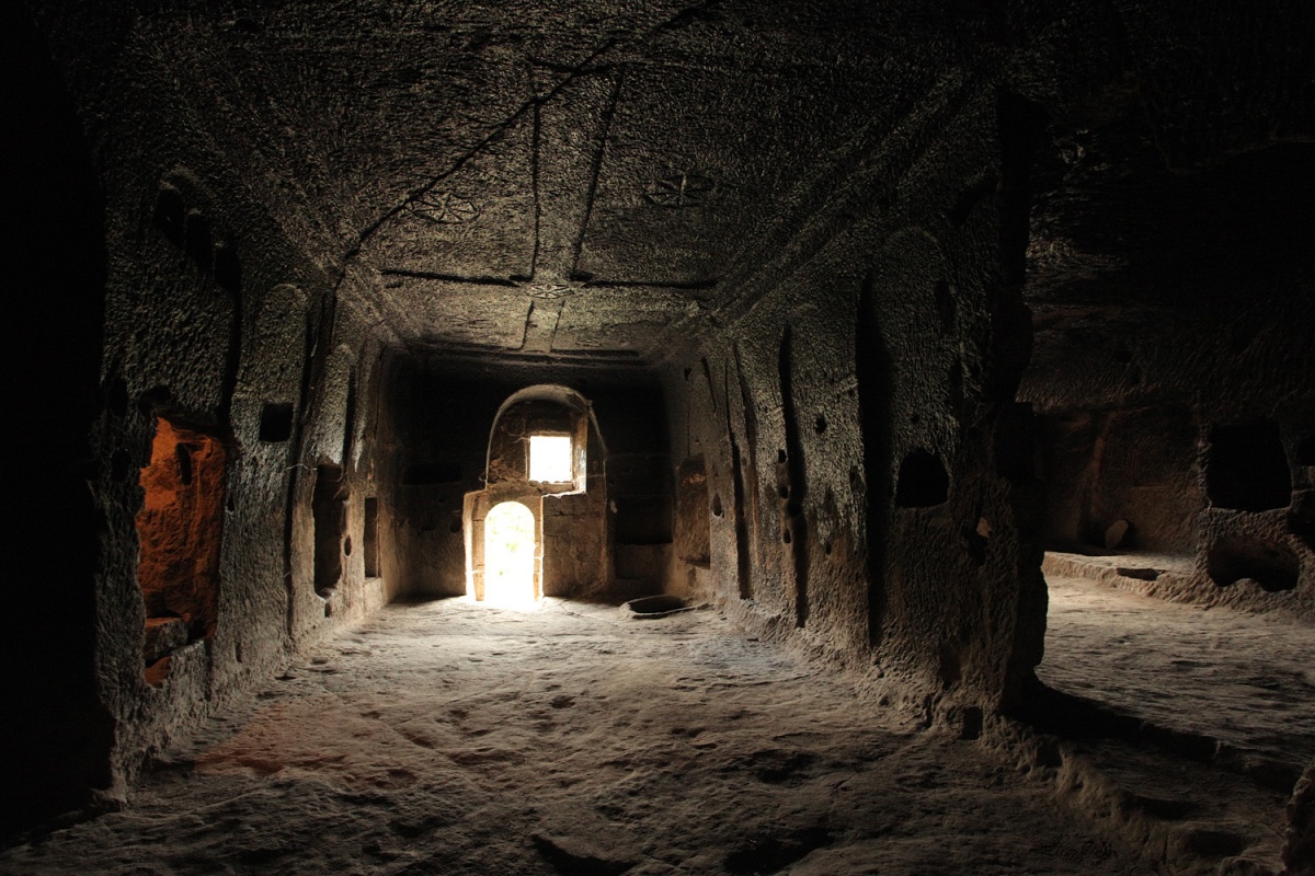 bill-hocker-church?-underground-city-güzelyurt-turkey-2010