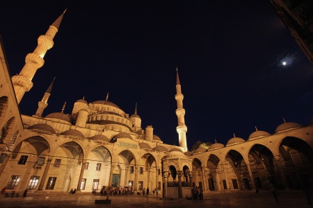 Sultan Ahmet Camii
(Blue Mosque)
Istanbul, Turkey
