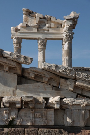 Pediment
Temple of Trajan
Pergamum, Turkey
