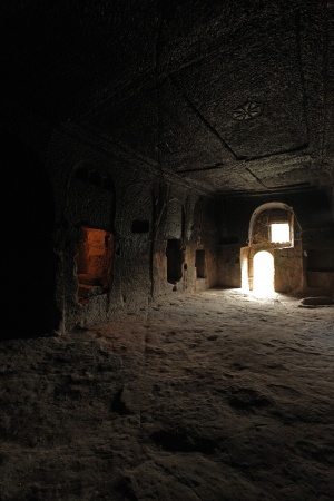 	Fissure
Underground City
Güzelyurt, Turkey