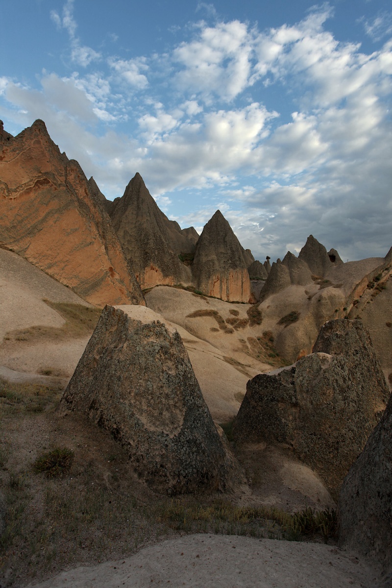 bill-hocker-tufa-cones-selime-turkey-2010