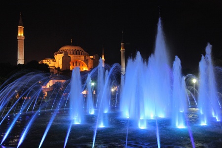 Hagia Sophia
Sultan Hamet Park
Istanbul, Turkey

