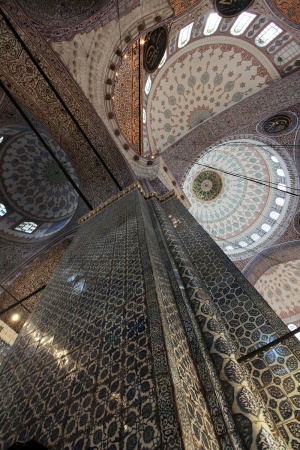 	Yeni Camii
(New Mosque)
Istanbul, Turkey
