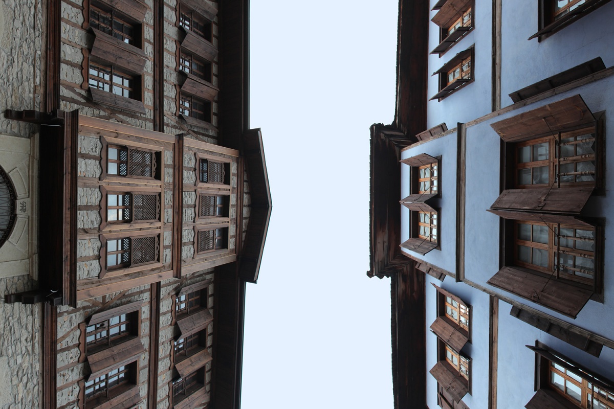 bill-hocker-two-facades-safranbolu-turkey-2010