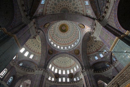 Yeni Camii
(New Mosque)
Istanbul, Turkey 
