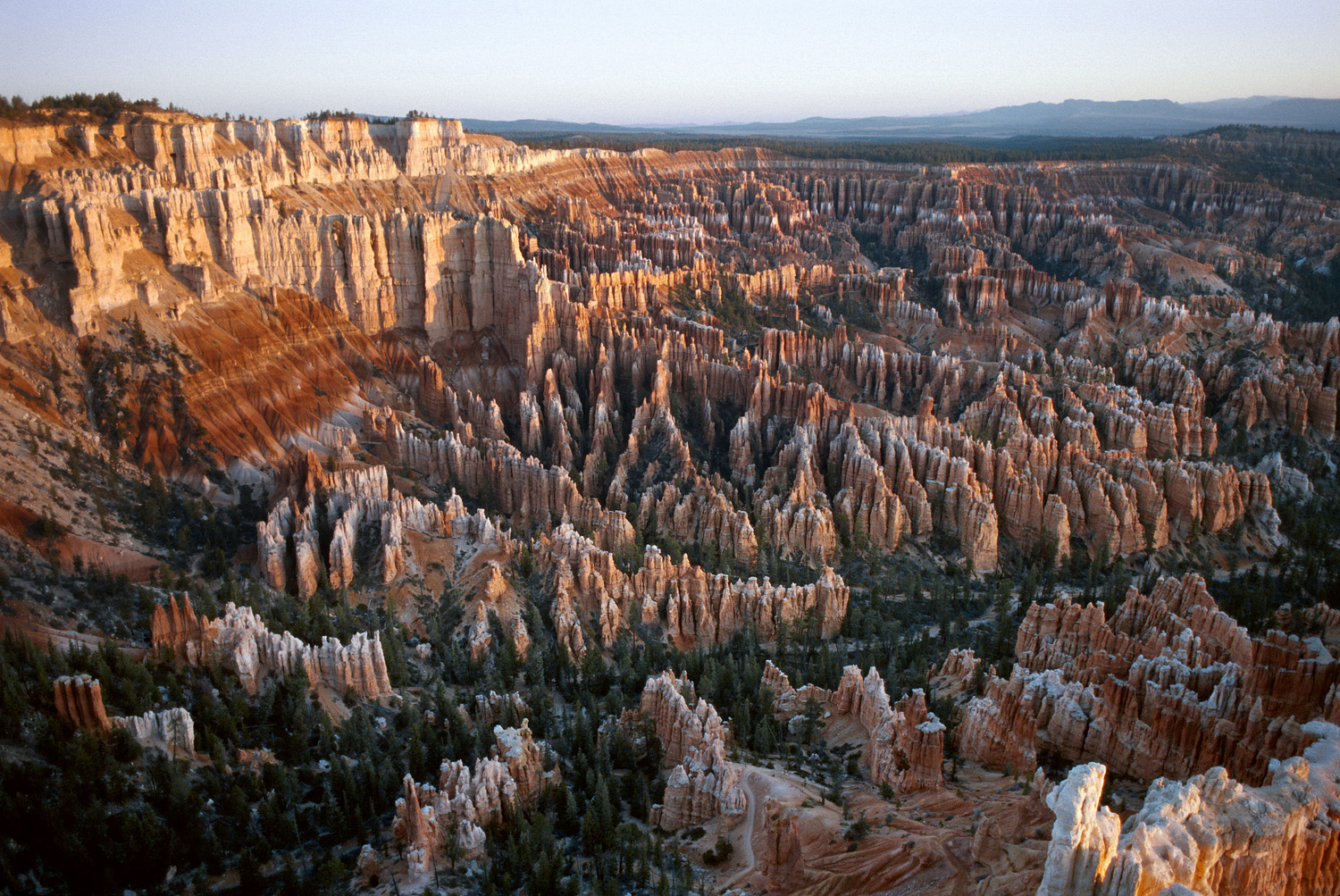 bill-hocker-sunrise-at-bryce-pointbryce-canyon-national-park-utah-2003